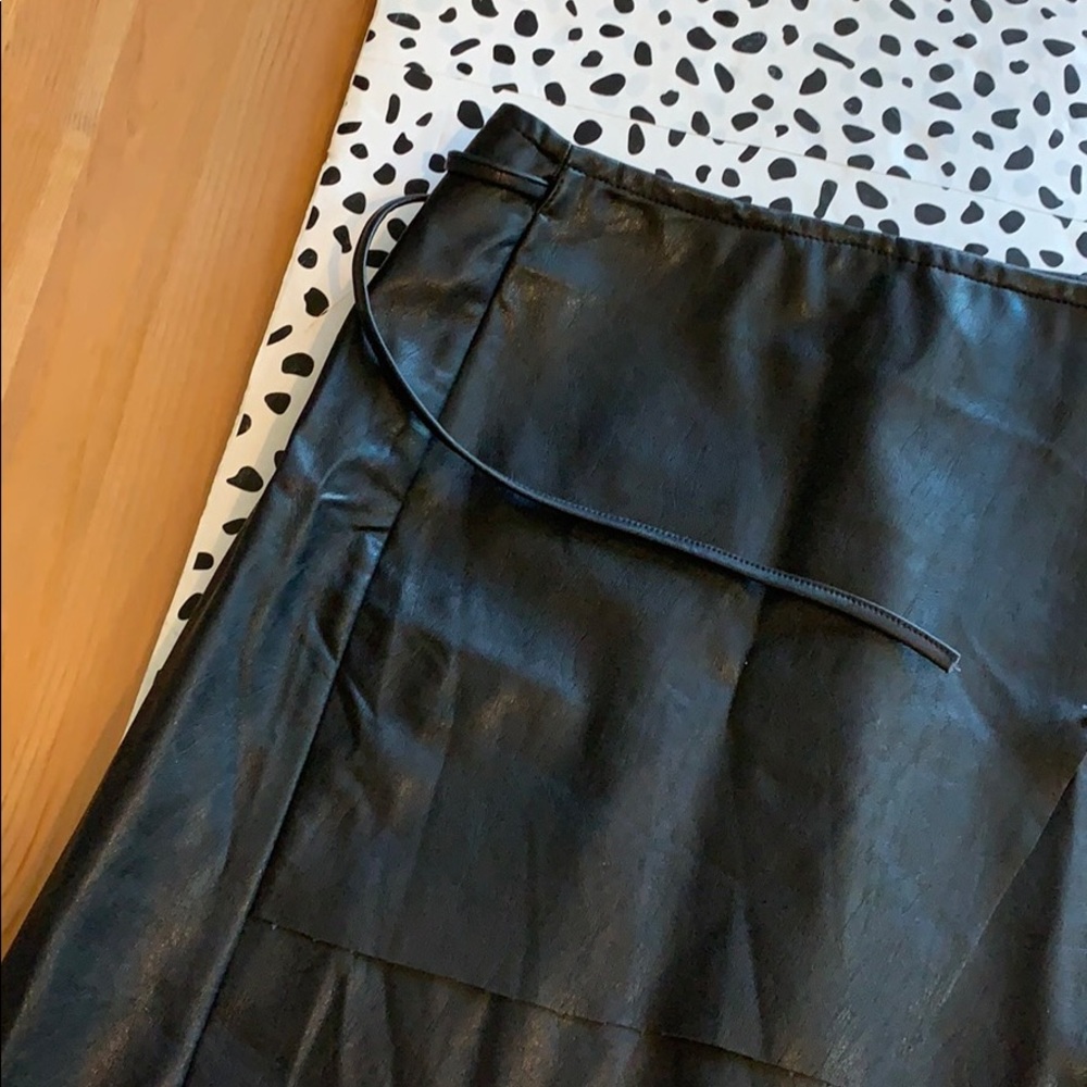 Seek the Label Black Faux Leather Mini Skirt Tie Waist Goth – Size S - Picture 4 of 9